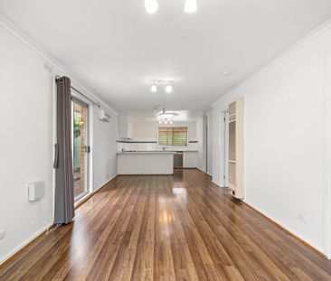 Low-Maintenance Living Close to Ballarat CBD - Photo 2