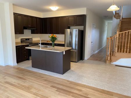 For Lease - 8871 Chickory Trail, Niagara Falls, Ontario - Photo 5