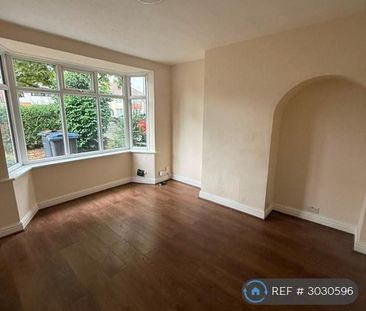 3 bedroom semi-detached house to rent - Photo 1