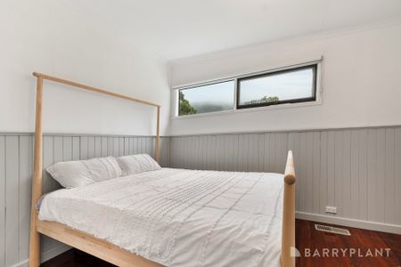 Private Hillside Retreat with Separate Studio - Photo 4