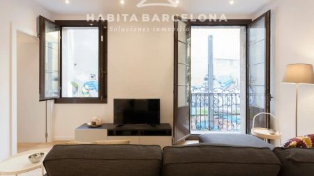 Piso de alquiler en Carrer de la Rosa, Barri Gòtic - Photo 2