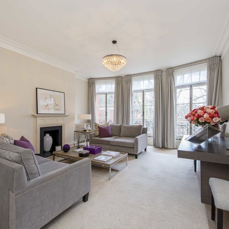 Mount Street, Mayfair, W1K - Photo 1