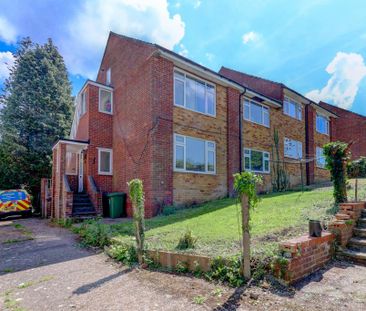2 bedroom maisonette to rent - Photo 3