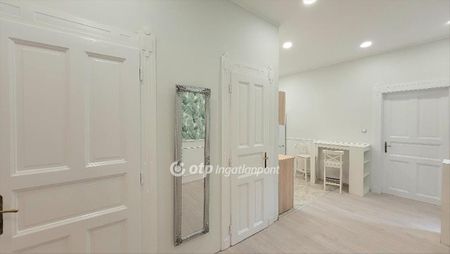 Kiadó újszerű állapotú lakás - Budapest VIII. kerület - Photo 3