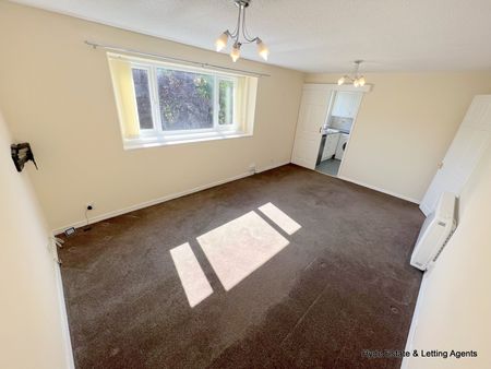 Villiers Court, North Circle, Whitefield, Manchester, M45 7AX - Photo 5