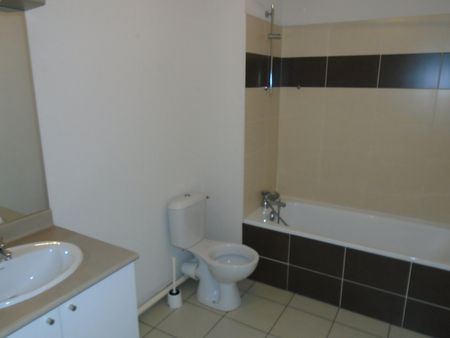 Location Appartement 2 pièces 41m² BEGLES 33130 - Photo 3