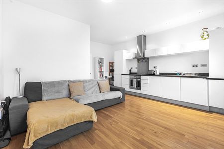 East Arbour Street, Stepney Green, London, E1 0EP - Photo 3