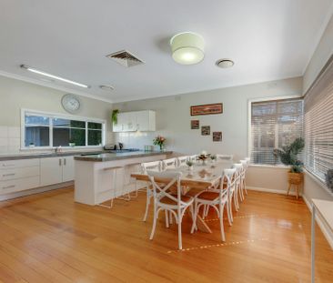 Close To The CBD of Wodonga - Photo 5