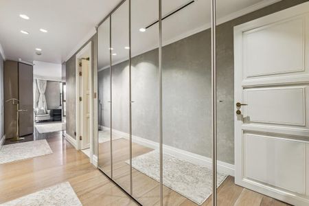 4 bedroom flat to rent - Photo 4