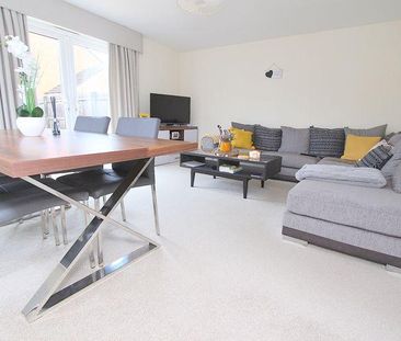 3 bedroom semi-detached house to rent - Photo 1