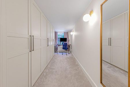 3 bedroom flat to rent - Photo 2