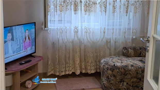 Garsoniera cocheta proaspat renovata in bloc mixt BRANCOVEANU - Fotografie 1