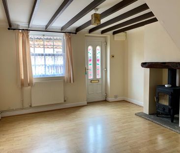 2 bedroom terraced house to rent - Photo 1