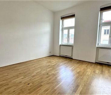 FELBERSTRASSE, SONNIGE 44 m2 Altbau, 1 Zimmer, Wohnküche, Wannenbad... - Photo 6