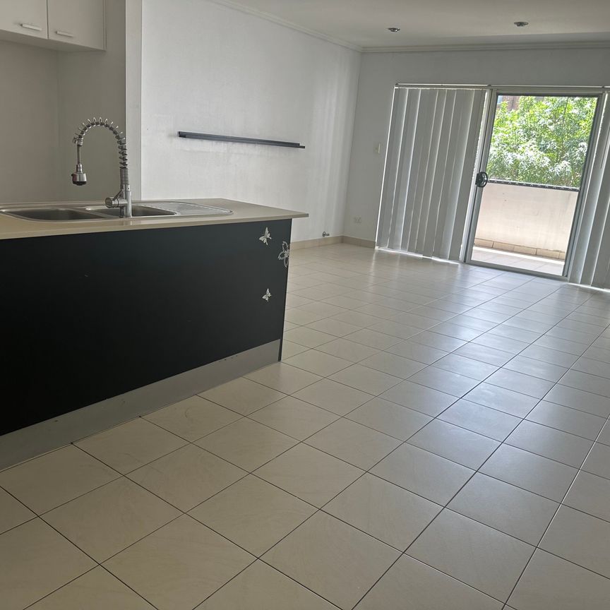 Homebush West - Photo 1