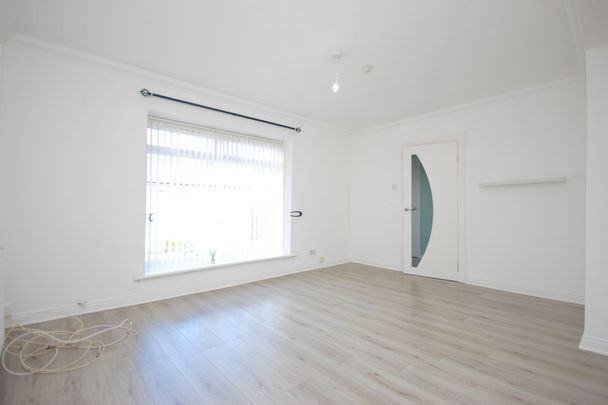 Woodside Crescent, Wishaw, ML2 - Photo 1