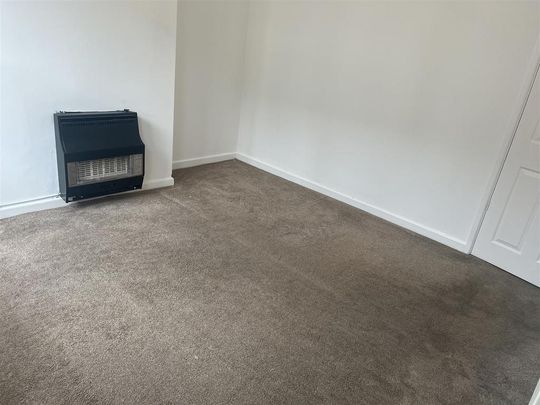 2 bedroom house to rent - Photo 1