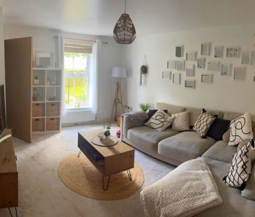 3 bedroom terraced house to rent - Photo 3