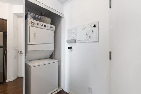 For Lease - 215 Fort York Boulevard Unit# 3412, Toronto, Ontario - Photo 2