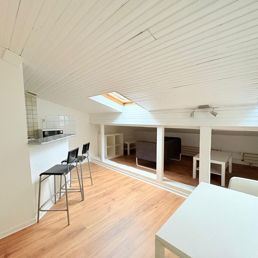 Location Appartement 3 pièces 81m² BORDEAUX 33000 - Photo 1