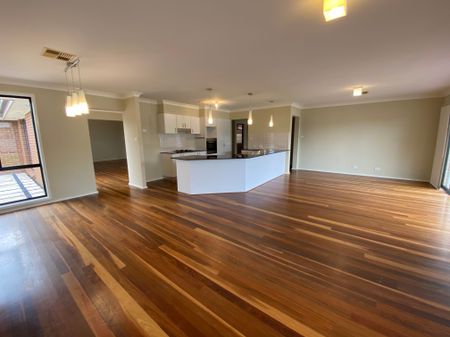 Modern Single Level Family Home - Photo 5