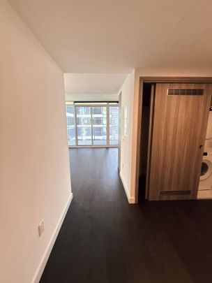 For Lease - 1 Concord Cityplace Way Unit# 4610, Toronto, Ontario - Photo 1