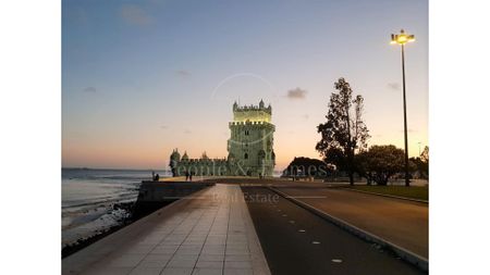 Lisboa - Campolide. T1+1 remodelado e mobilado. Vistas panorâmicas - Photo 2