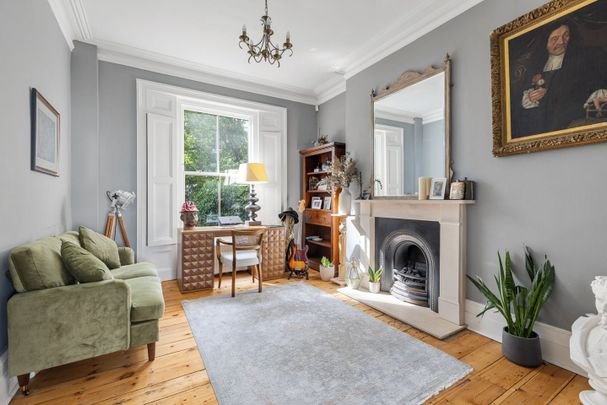 3 Bed Terraced House, Burnley Road, SW9 - Photo 1