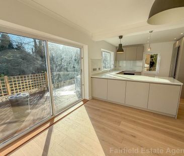 3 bedroom detached house to rent - Photo 3