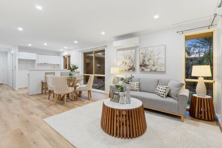 28 Walton Cresent, Murrumba Downs QLD, Belconnen - Photo 4