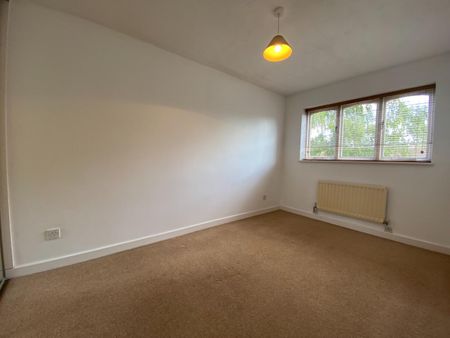 Haydock Close, Stratford-upon-Avon - Photo 3