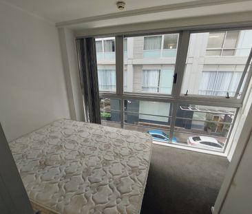 Fully Furnished City Living - Photo 1