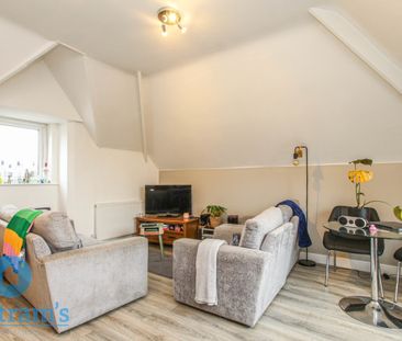 2 bed Apartment for Rent - Photo 3