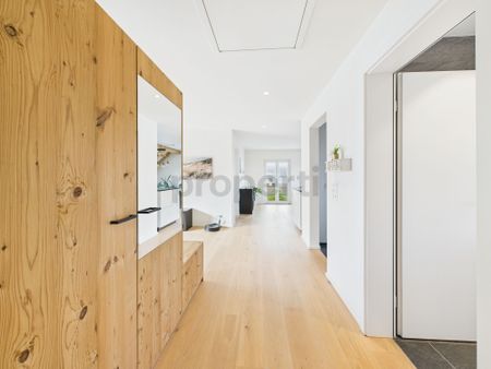 Moderne 3.5-Zi-Wohnung mit Seesicht in Erlenbach ZH - Photo 5