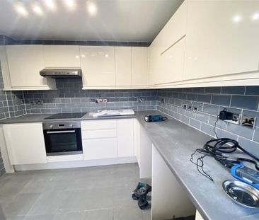 3 bedroom detached house to rent - Photo 6