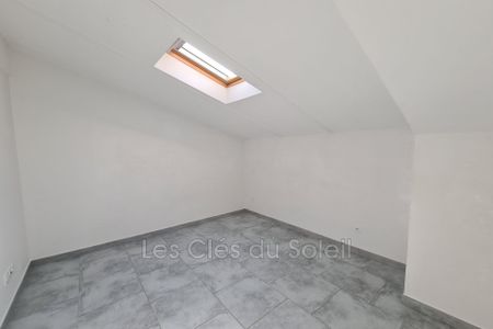 Location appartement 4 pièces 87 m² Bandol - Photo 5