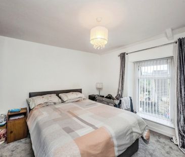 Dinas Street, Plasmarl, SWANSEA - Photo 6