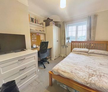 4 bedroom semi-detached house to rent - Photo 1