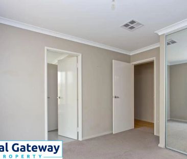 “Perfectly located 3 x 2, Aubin grove, $750 p/w” - Photo 6