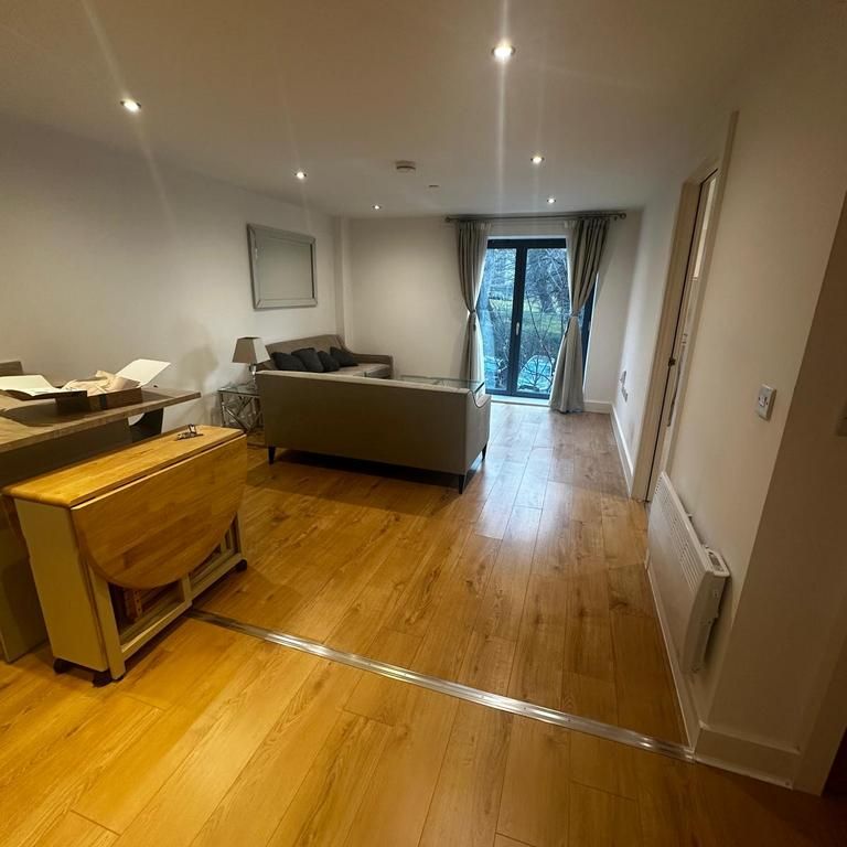1 bedroom flat to rent - Photo 1