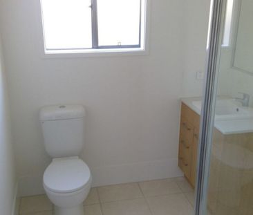 PERFECT FAMILY HOME - Rent Increase to $660 Per Week on 09/04/2026 - Photo 3