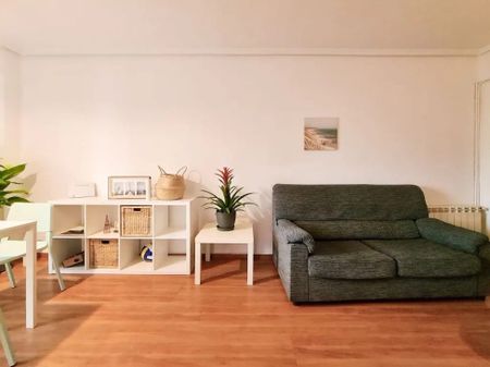 Carrer del Poeta Mas y Ros, Valencia, Valencian Community 46022 - Photo 3