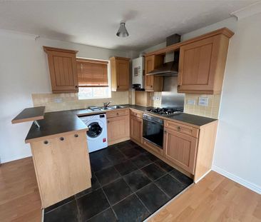 2 bedroom flat to rent - Photo 6