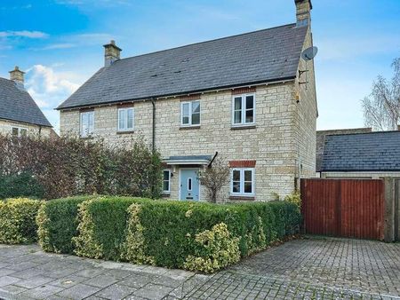 Bramble Bank, Witney, Oxfordshire, OX28 - Photo 2