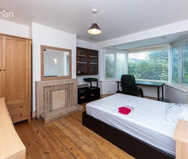 6 bedroom semi-detached house to rent - Photo 4