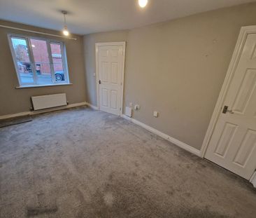 2 bedroom semi-detached house to rent - Photo 1