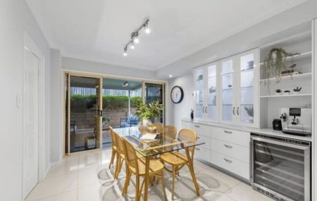 Executive house in Bardon - Rainworth Primary School catchment - Photo 4