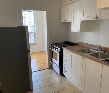 For Lease - 133 Erskine Avenue Unit# 701, Toronto, Ontario - Photo 3