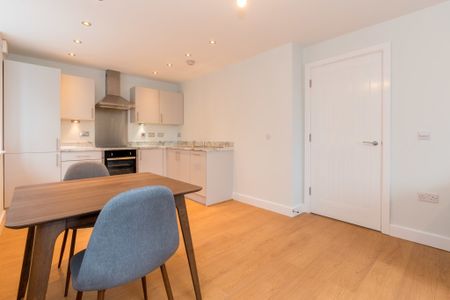 Victoria Riverside, Leeds - Photo 4