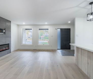 For Lease - 3278 Trevor Court Unit# Upper Level, Mississauga, Ontario - Photo 4